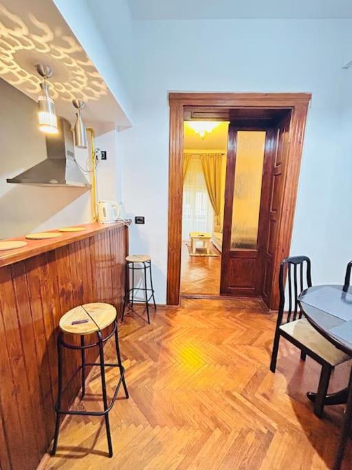 Apartamento Hidden Gem In The Old Town Timisoara Exterior foto